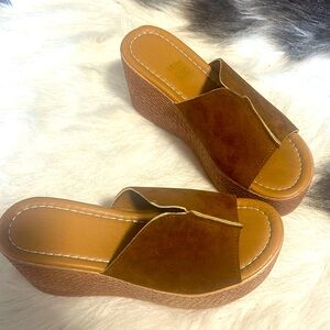 Ultra suede platform clog mules - size 7.5